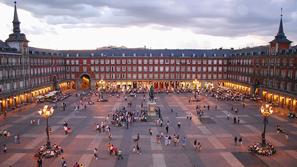 Piazza principale (Plaza Mayor) a Madrid, Spagna
